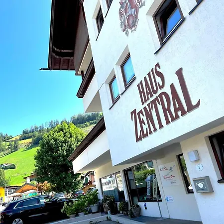 Maisonette Adelrun 아파트 *