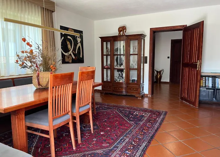 Maisonette Adelrun شقة ستام